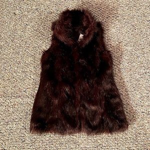 SUZY SHIER (NWT) • Faux-Fur Vest • Size Medium • Silk-Lined Maroon + Black Fur